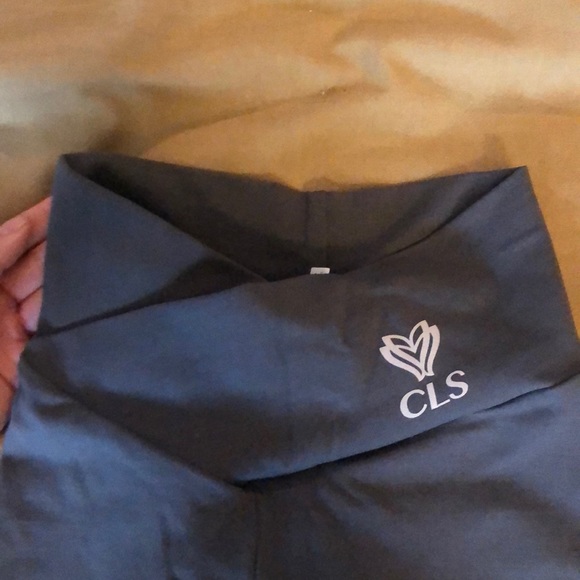 CLS Sportswear Scrunch butt leggings - Picture 3 of 9